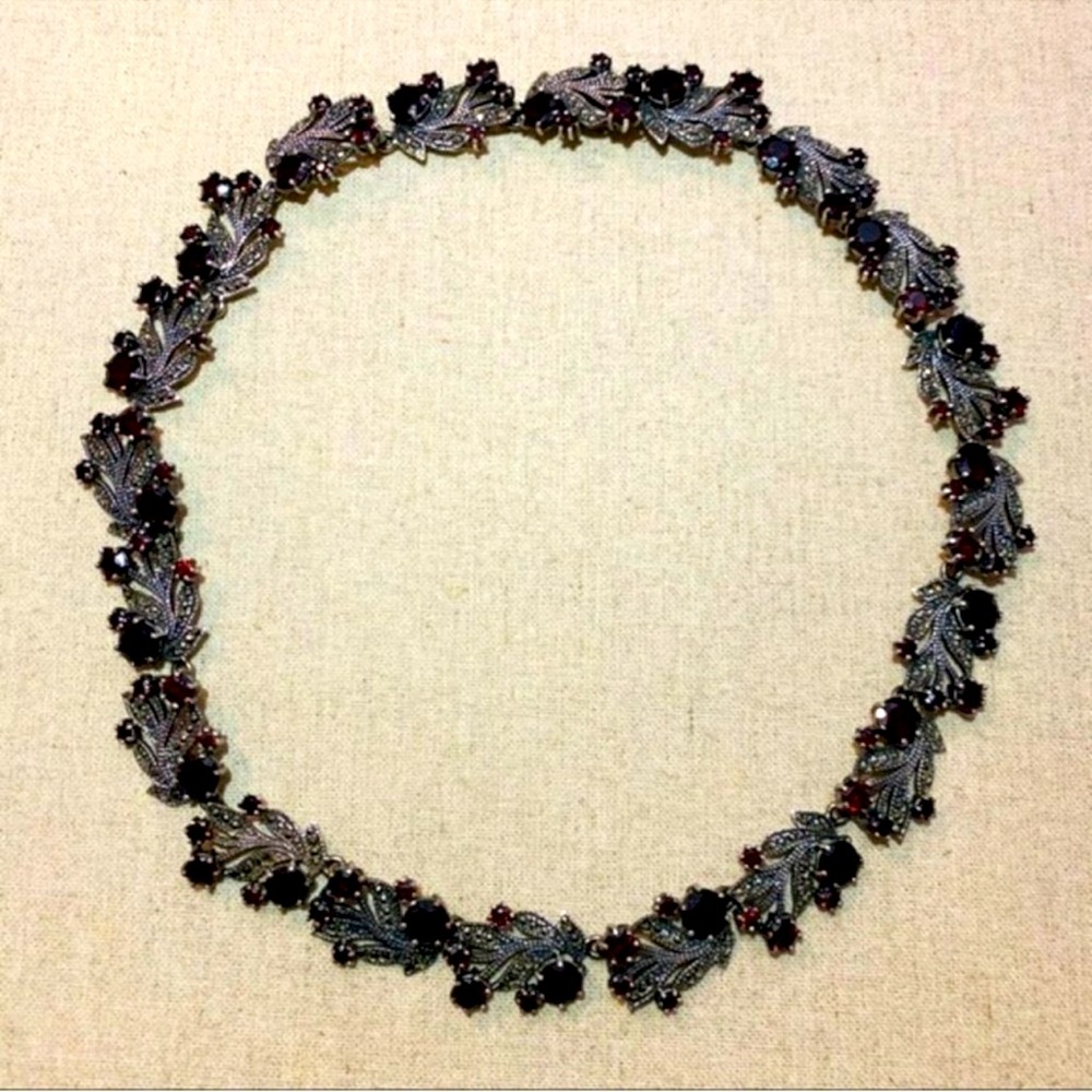 Lord & Taylor | Necklace | Marcasite Garnet Collar